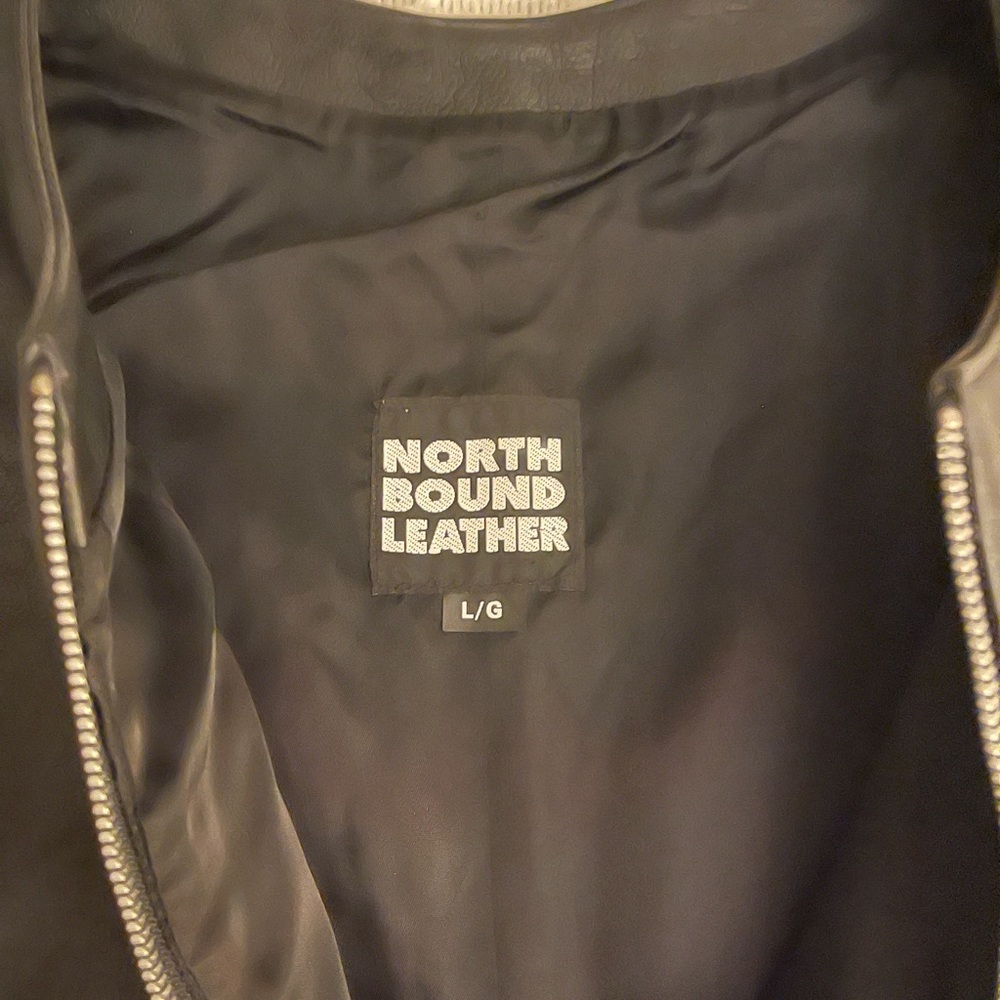 NorthBound Leather Vest - Picture 3 of 7